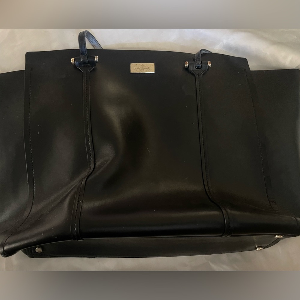 Black Kate Spade Large Tote and Wristlet